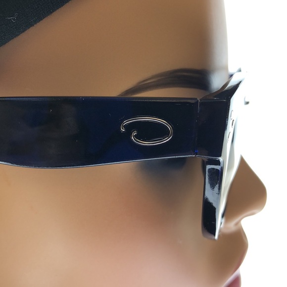 Oscar DeLa Renta Round Royal Blue Tortoise Shell Thick Arm Blue Tint - Picture 3 of 8